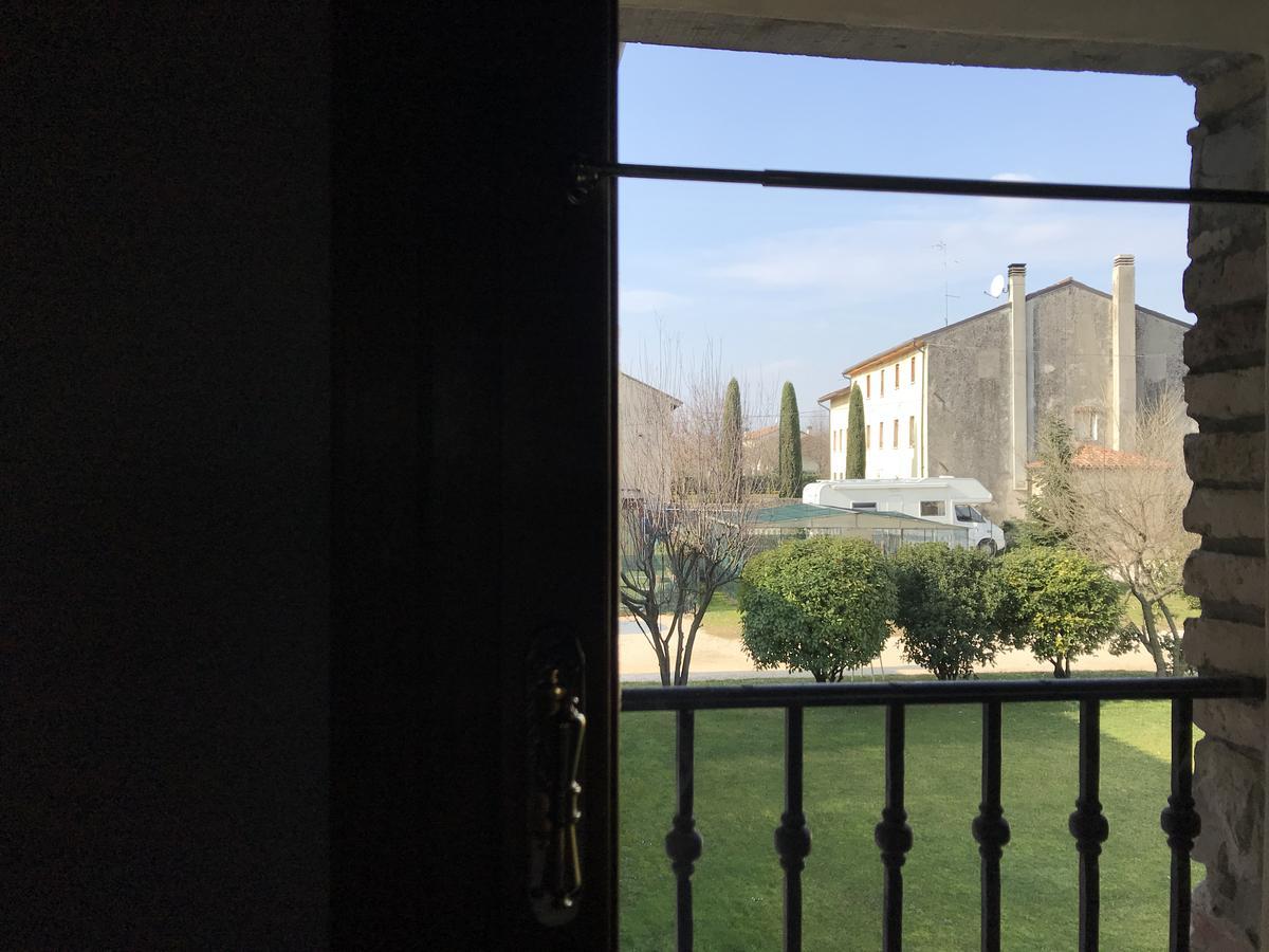 B&B Alle Corti Godega di SantʼUrbano Kültér fotó